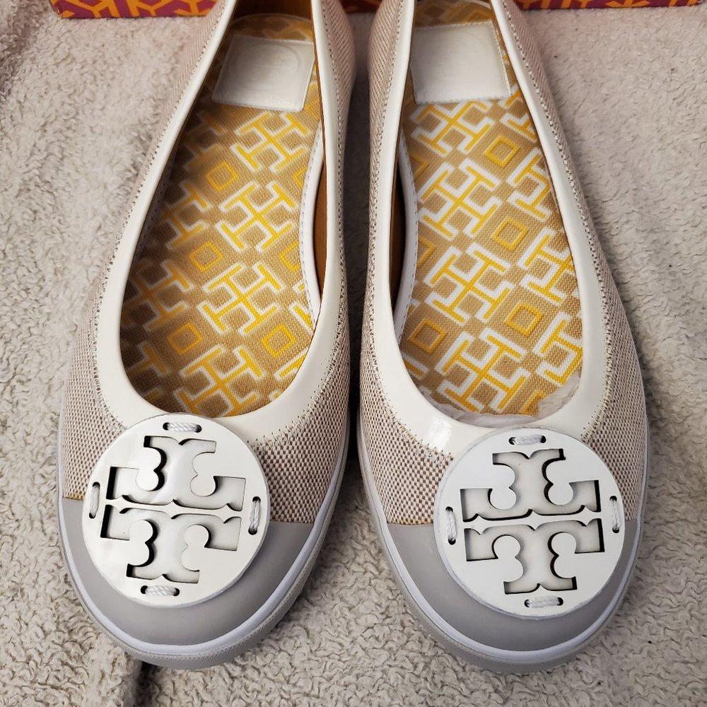 Brand new Tory Burch Channing Canvas flats